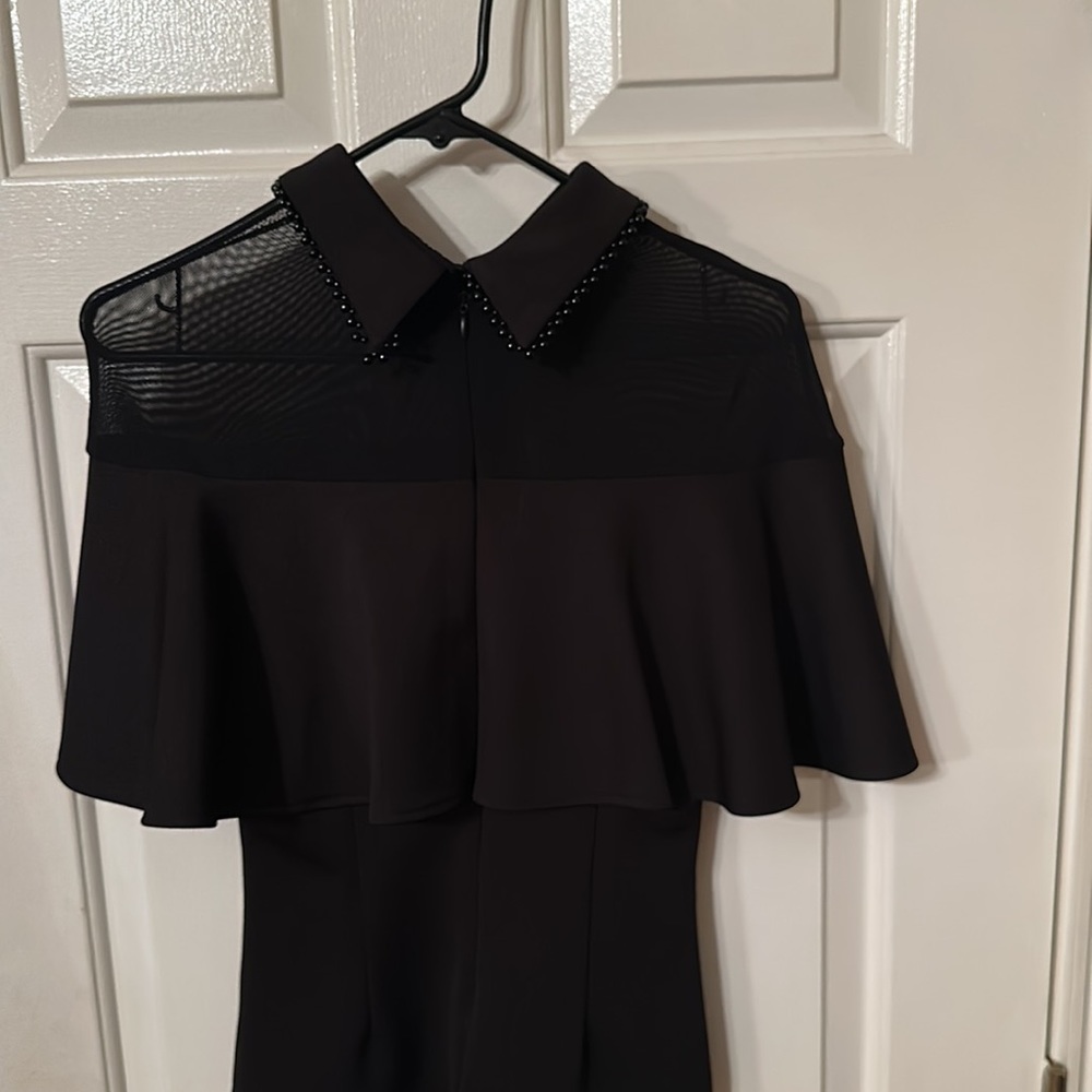 Elegant cape top with shear shoulders - Picture 3 of 6